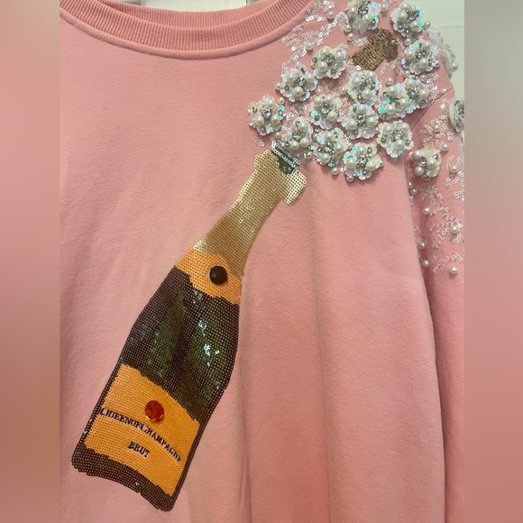 QUEEN OF SPARKLES Champagne Popping Sweatshirt 🍾 - Picture 2 of 5